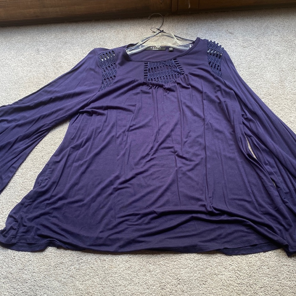 Cyrus Navy blue blouse with statement sleeves